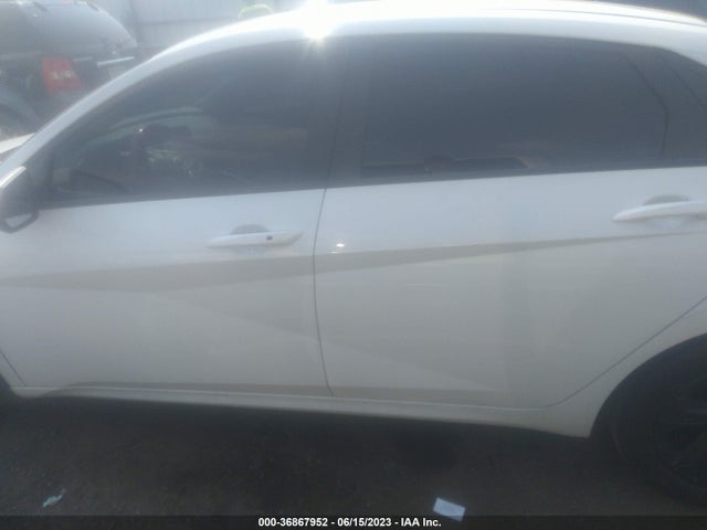 2022 HYUNDAI ELANTRA SEL VIN: 5NPLM4AGXNH072192