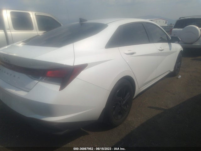 2022 HYUNDAI ELANTRA SEL VIN: 5NPLM4AGXNH072192