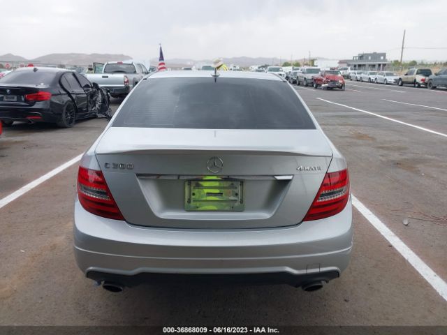 WDDGF8AB5ER317647 Mercedes-Benz C-class C 300