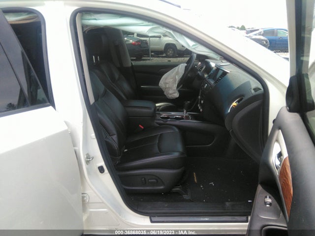 2017 NISSAN PATHFINDER PLATINUM VIN: 5N1DR2MN2HC696567