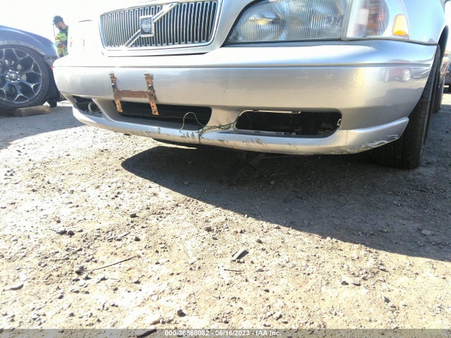 1998 VOLVO S70 VIN: YV1LS5578W2528712