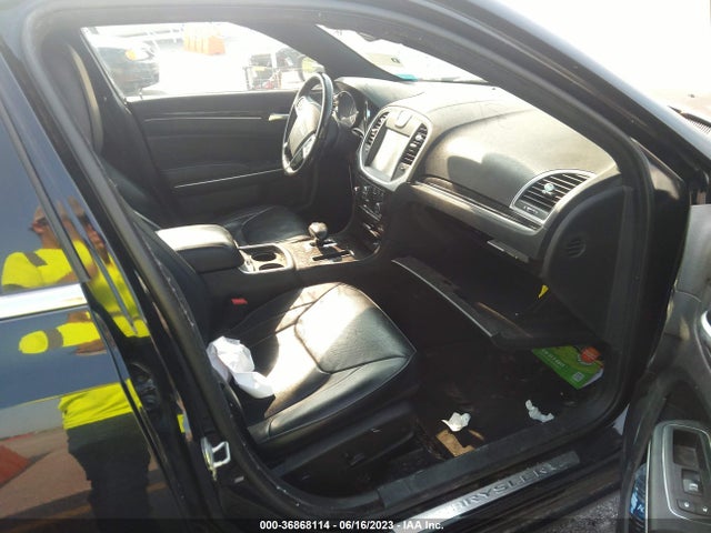 2C3CCAEG5EH206227 Chrysler 300 300c