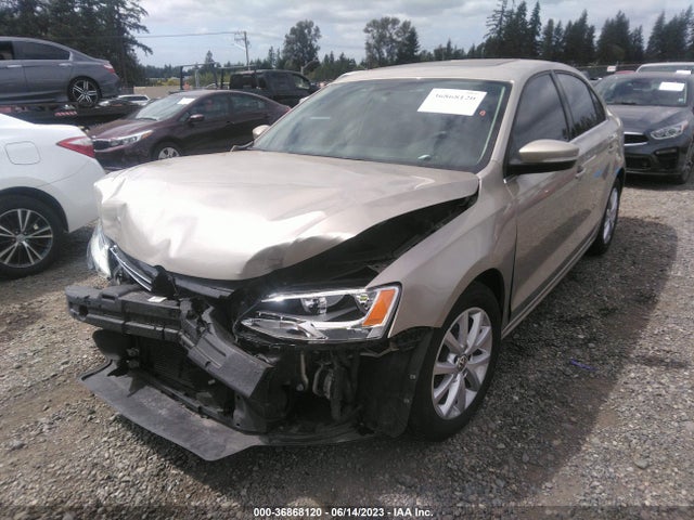 3VWD17AJ9EM235075 Volkswagen Jetta Sedan Se