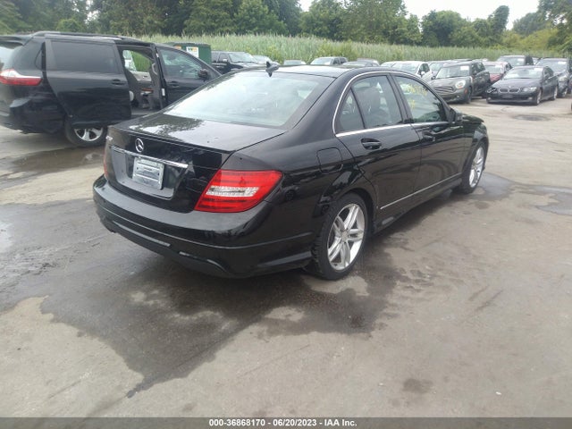 2013 MERCEDES-BENZ C-CLASS C 250 VIN: WDDGF4HB0DA824872