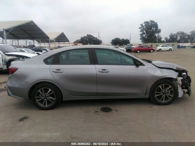 3KPF24AD8PE554840 KIA Forte Lxs