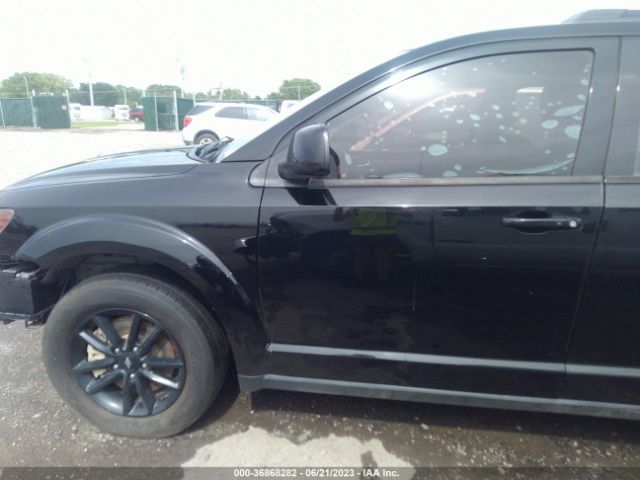 3C4PDCBB8KT856901 Dodge JOURNEY SE