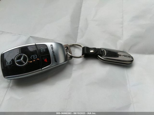 W1KWJ8GB6LF983092 Mercedes-Benz Amg C 63