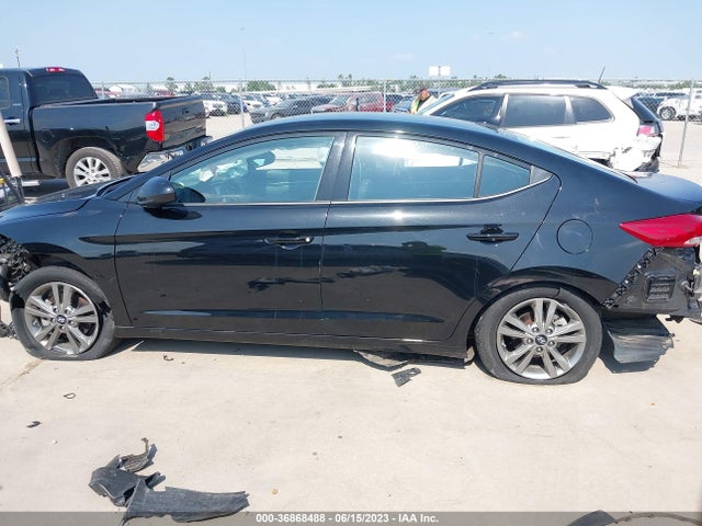 Hyundai ELANTRA SEL 2018 5NPD84LF5JH273621 Image 14