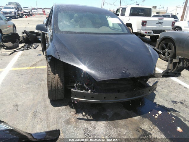 Tesla Model X 75d/100d/p100d 2018 5YJXCBE2XJF121567 Image 3