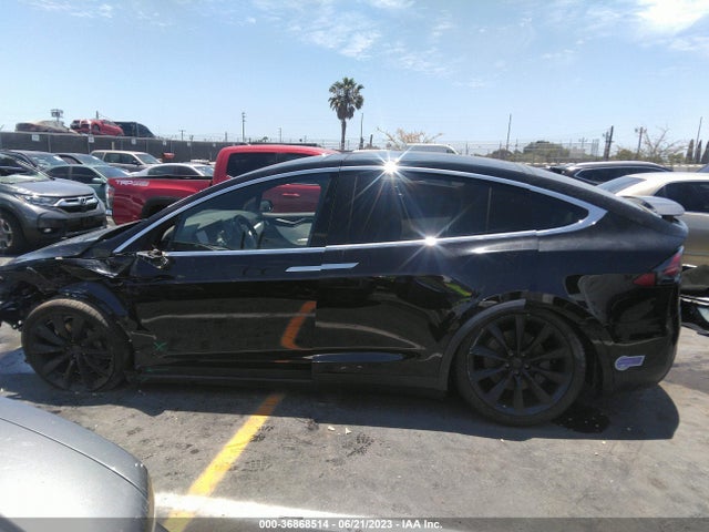 Tesla Model X 75d/100d/p100d 2018 5YJXCBE2XJF121567 Image 5