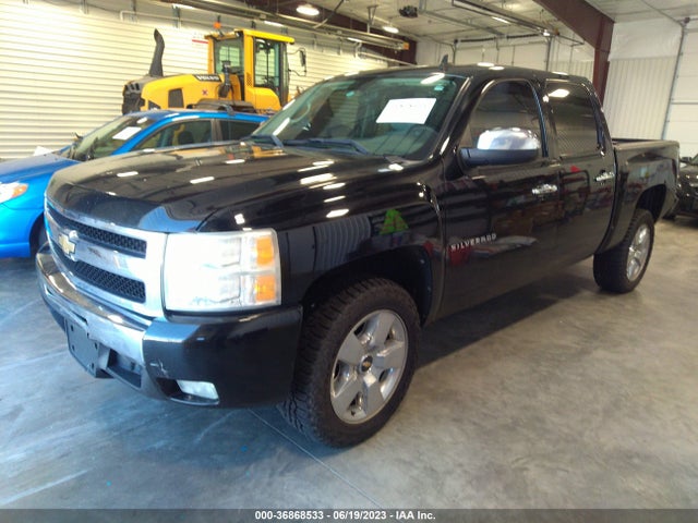 2011 CHEVROLET SILVERADO 1500 LT VIN: 3GCPCSE04BG182777