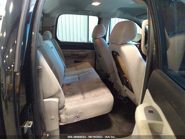 2011 CHEVROLET SILVERADO 1500 LT VIN: 3GCPCSE04BG182777