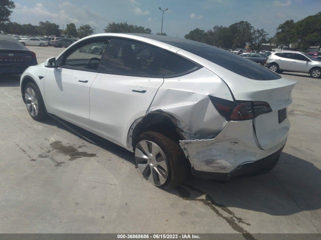 7SAYGDEE0PA079286 Tesla Model Y Long Range