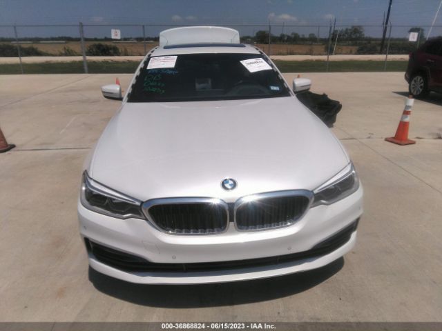 WBAJE5C37HG916442 BMW 5 Series 540i