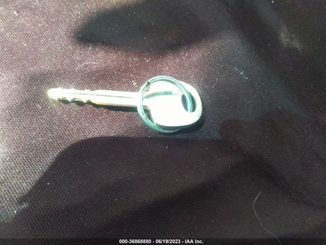 KNAFK4A67F5332590 KIA FORTE LX