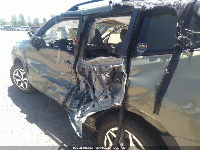 JF2SKAJC8LH568134 Subaru Forester Premium