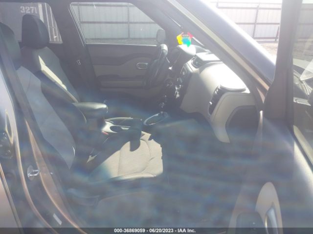KNDJN2A27K7025019 KIA Soul Base