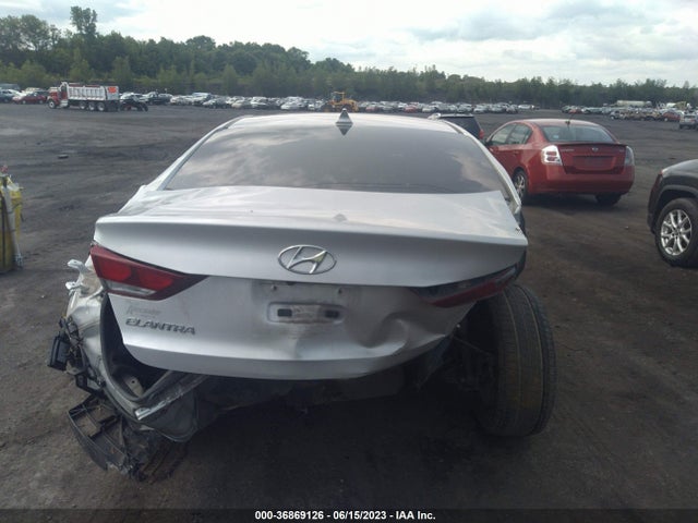 2018 HYUNDAI ELANTRA SEL VIN: 5NPD84LF8JH293927