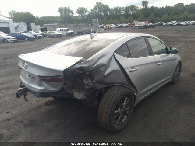 2018 HYUNDAI ELANTRA SEL VIN: 5NPD84LF8JH293927