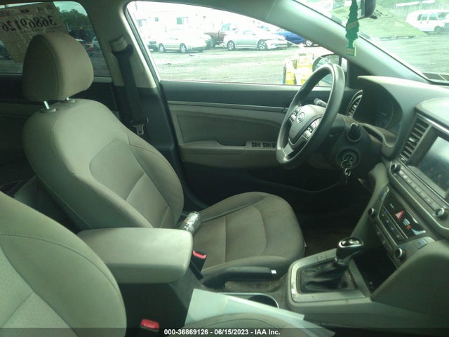 2018 HYUNDAI ELANTRA SEL VIN: 5NPD84LF8JH293927