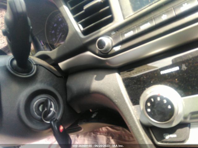 5NPD84LFXKH455140 Hyundai ELANTRA SEL