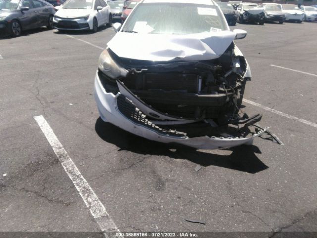 KNAFX4A62G5564470 KIA FORTE LX
