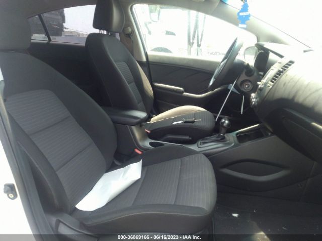 KNAFX4A62G5564470 KIA FORTE LX