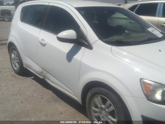 Chevrolet SONIC LT 2015 1G1JC6SH2F4176334 Image 7