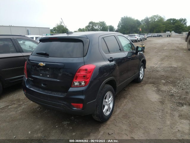 Chevrolet TRAX LS 2019 3GNCJNSB4KL182983 Image 4