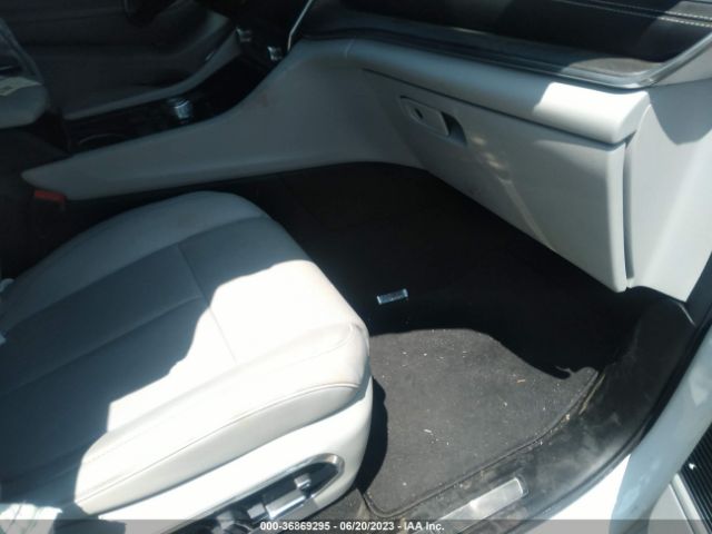 1C4RJKDG6M8180339 Jeep Grand Cherokee L Overland