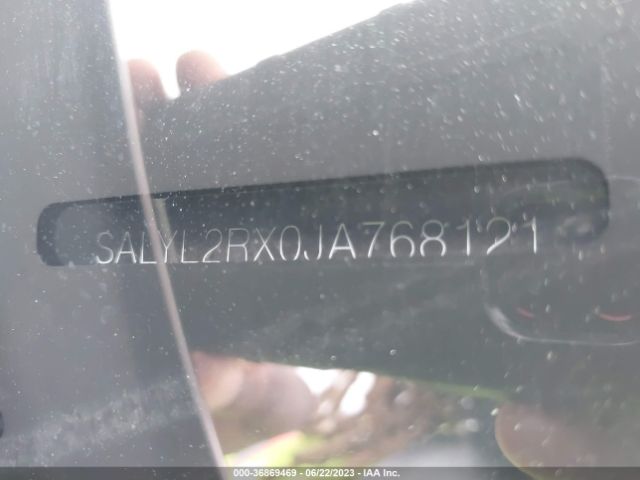 SALYL2RX0JA768121 Land Rover Range Rover Velar P250 Se R-dynamic