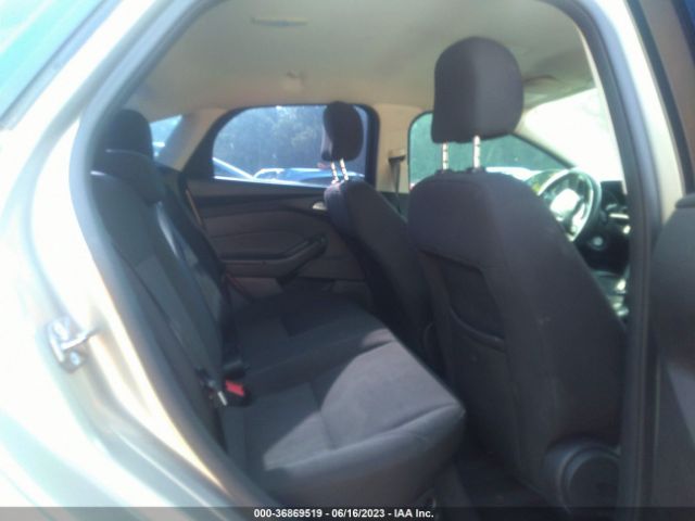 1FADP3F22GL245498 Ford FOCUS SE