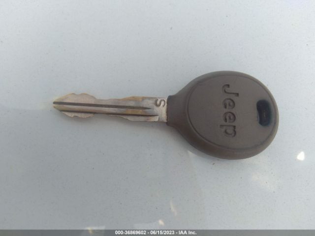 1C4NJRBB7FD130932 Jeep Patriot Sport