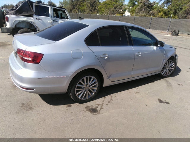 3VWD17AJ0FM299958 Volkswagen Jetta Sedan 1.8t Se