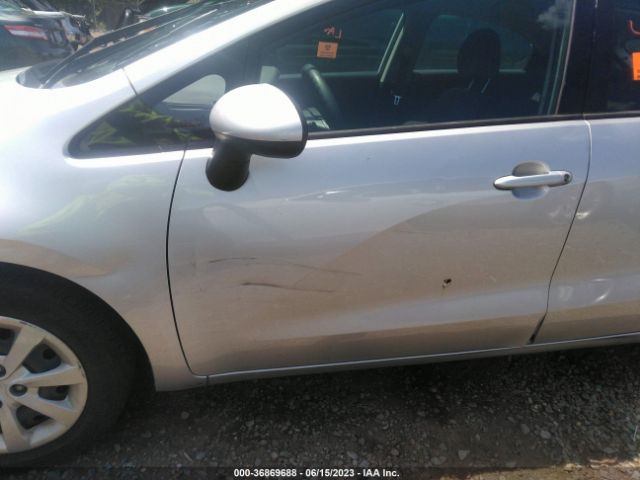 KNADM5A31G6635681 KIA RIO LX