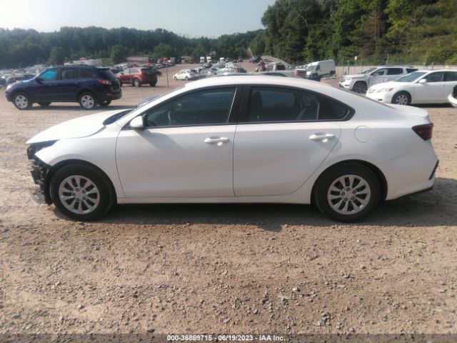 3KPF24AD6ME391634 KIA FORTE FE
