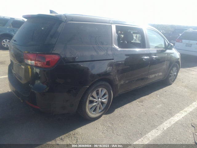 KIA SEDONA LX 2015 KNDMB5C15F6040139 Image 4