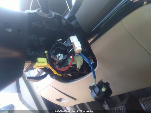 KIA SEDONA LX 2015 KNDMB5C15F6040139 Image 6