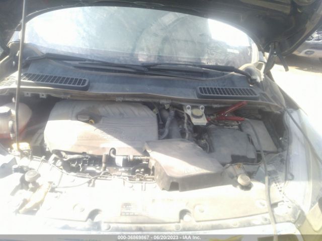 1FMCU0GD0JUA63938 Ford ESCAPE SE