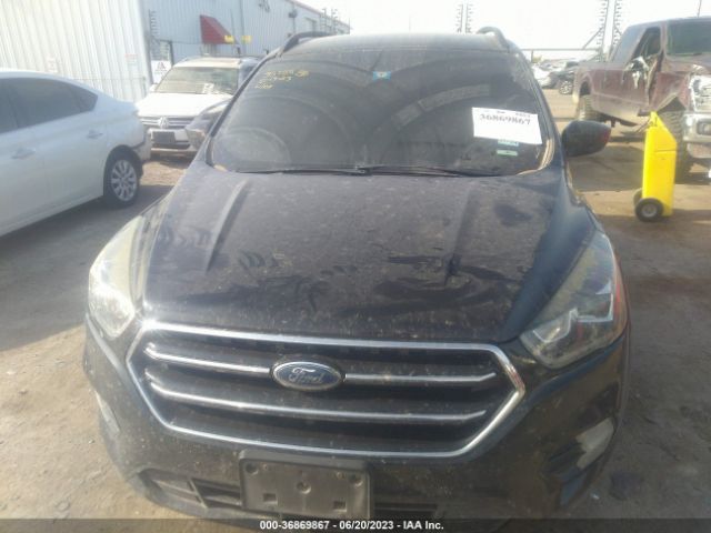1FMCU0GD0JUA63938 Ford ESCAPE SE