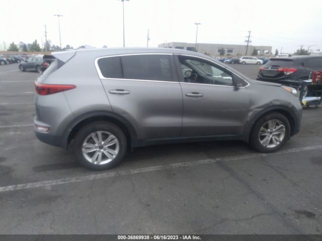 KNDPM3AC9J7337076 KIA Sportage Lx