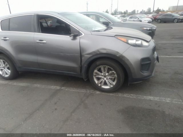 KNDPM3AC9J7337076 KIA Sportage Lx