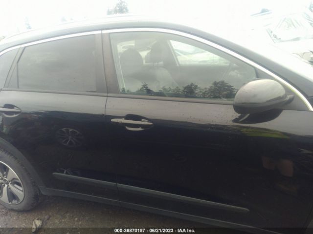 KNDCB3LC4J5156156 KIA NIRO LX