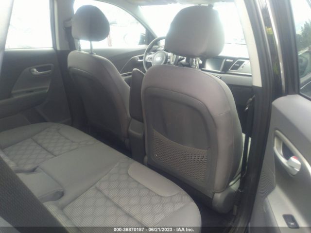 KNDCB3LC4J5156156 KIA NIRO LX
