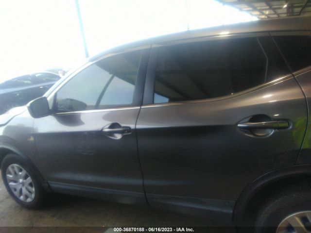 JN1BJ1CV0LW258249 Nissan Rogue Sport S