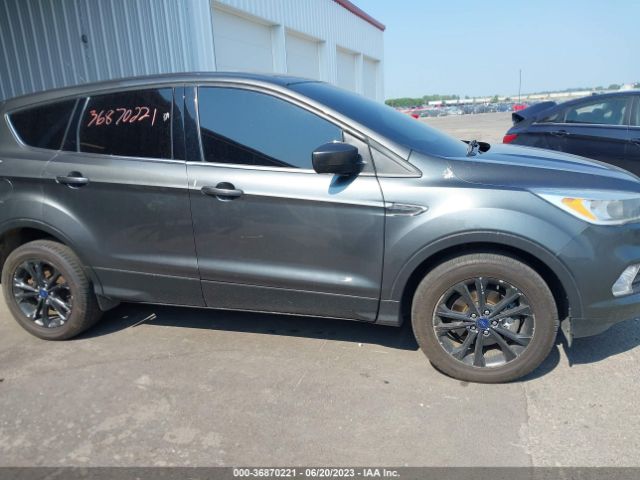 1FMCU9GD2HUA61624 Ford ESCAPE SE