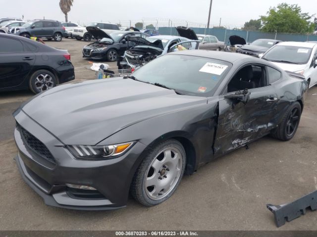 1FA6P8AM8F5388747 Ford Mustang V6