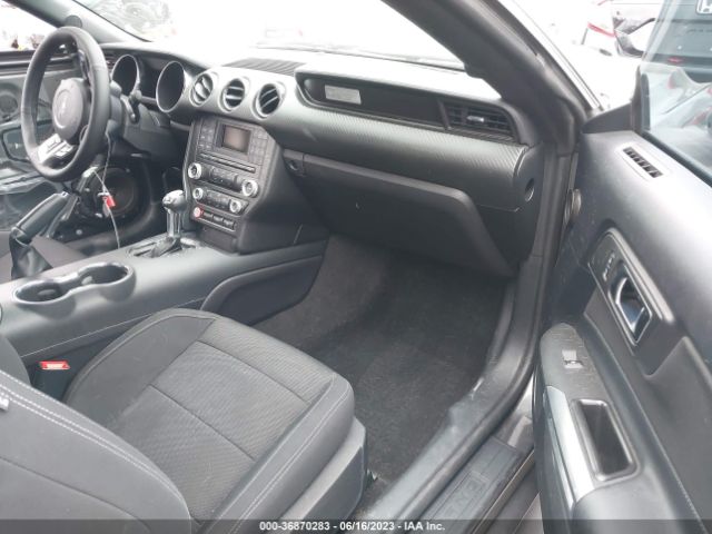 1FA6P8AM8F5388747 Ford Mustang V6