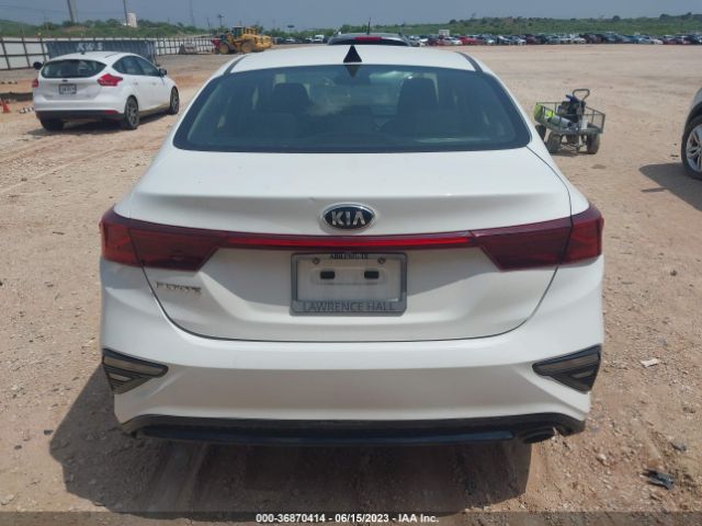 3KPF34AD2KE033991 KIA FORTE S