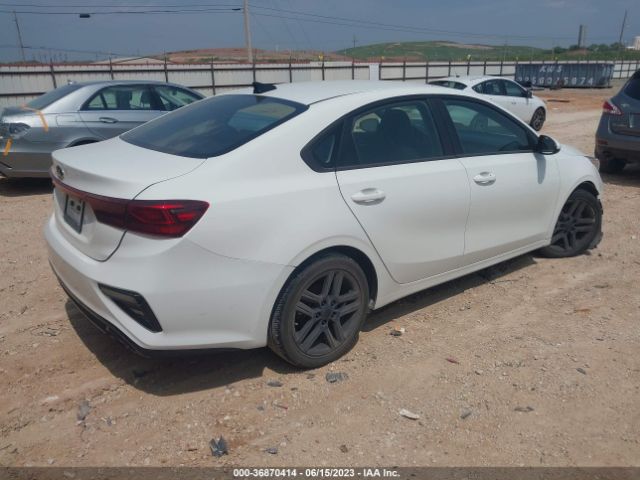3KPF34AD2KE033991 KIA FORTE S
